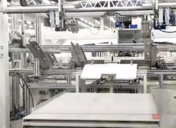 การประยุกต์ใช้หุ่นยนต์คอมโพสิตในการโหลดบล็อกอลูมิเนียม CNC และการขนถ่าย